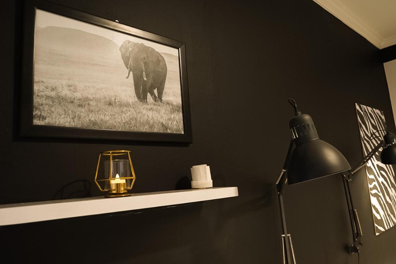 Bed and Breakfast Roemah Renjana Bandung Zewnętrze zdjęcie