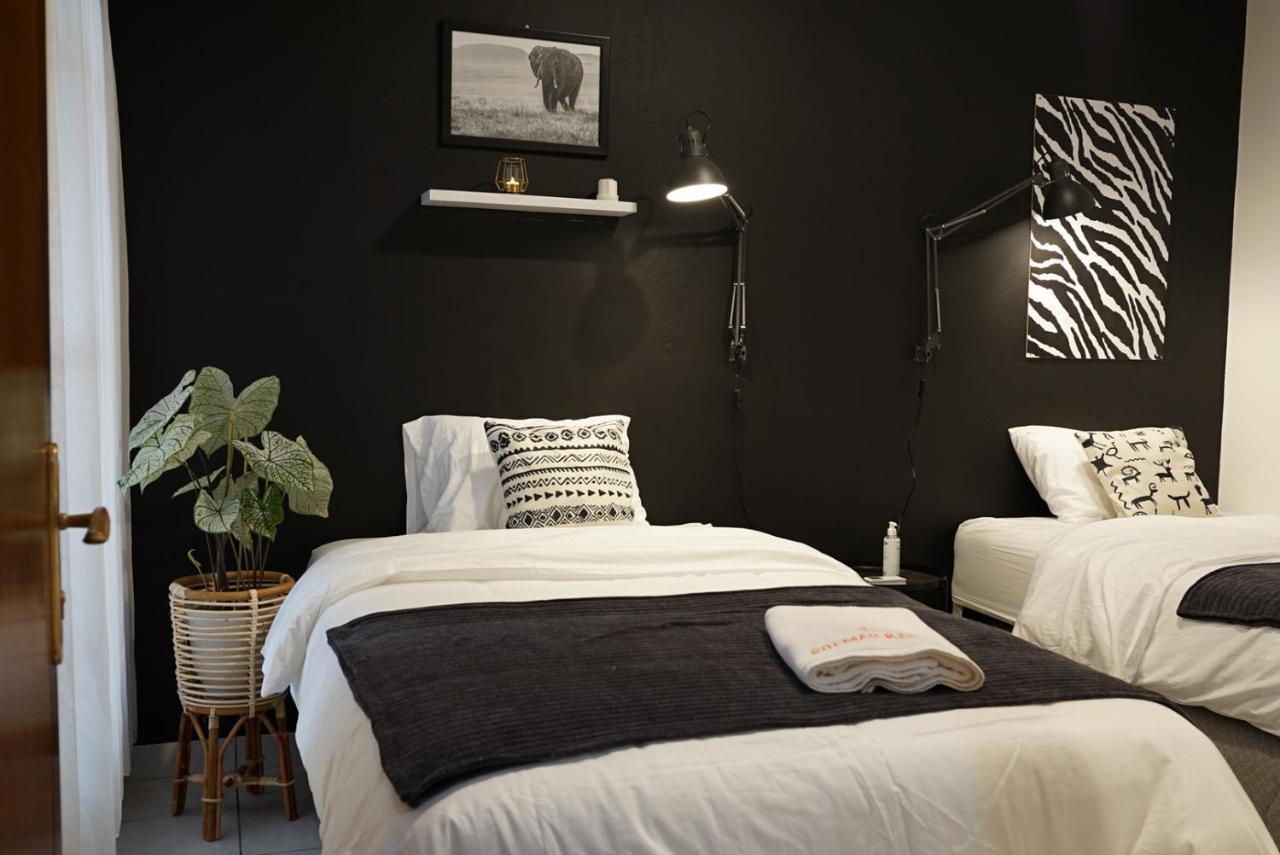 Bed and Breakfast Roemah Renjana Bandung Zewnętrze zdjęcie
